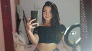 mia_shade